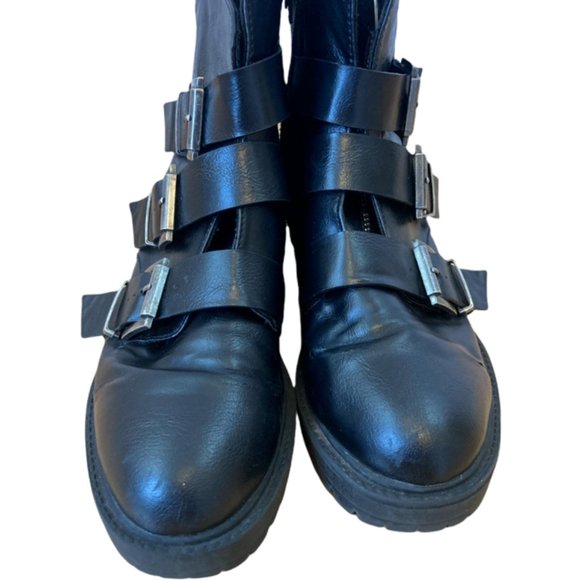 ASOS black buckle moto ankle boots - Picture 3 of 8